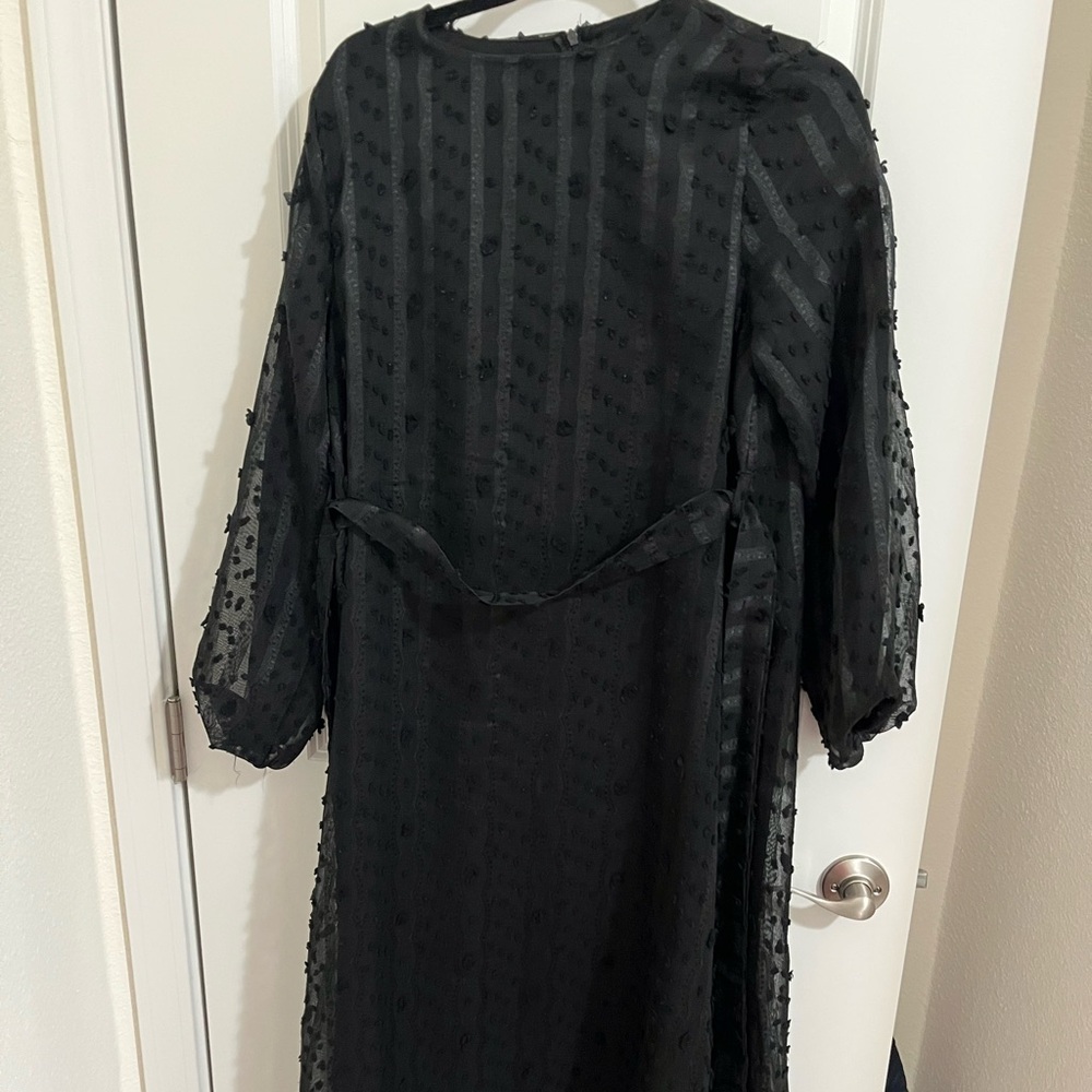 Elegant Black Dress